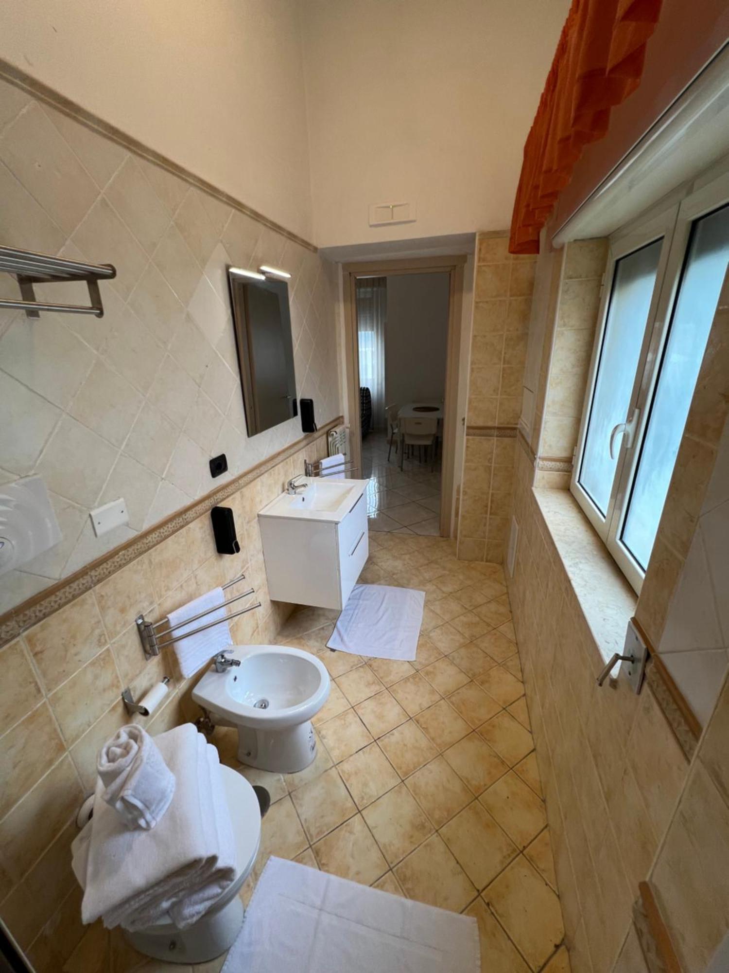 Hotel Tuanis Neapol Exteriér fotografie